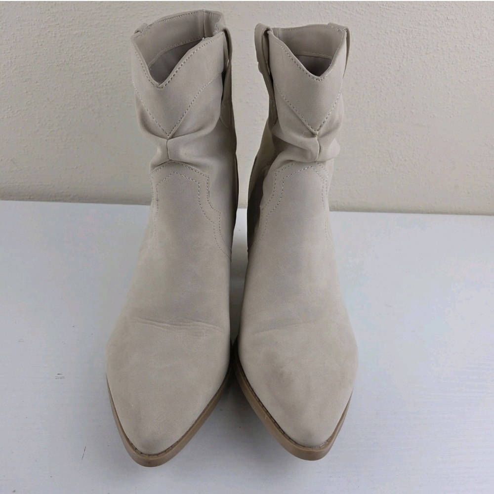 Time And Tru Western Slouch Boots Women Sz 9 Beige/Tan Slip On Booties Cowgirl - Picture 5 of 10